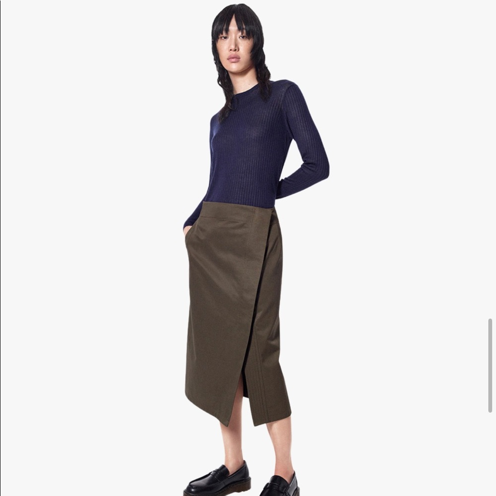 Jill Sanders x Uniqlo midi skirt